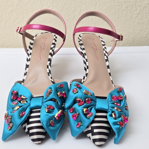 Betsey Johnson Shoes - Betsey Johnson Black and White Striped Heels with Blue Bow